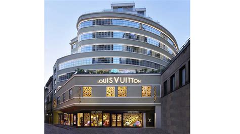 Louis Vuitton, a Milano nuova sede all'ex Garage Traversi 